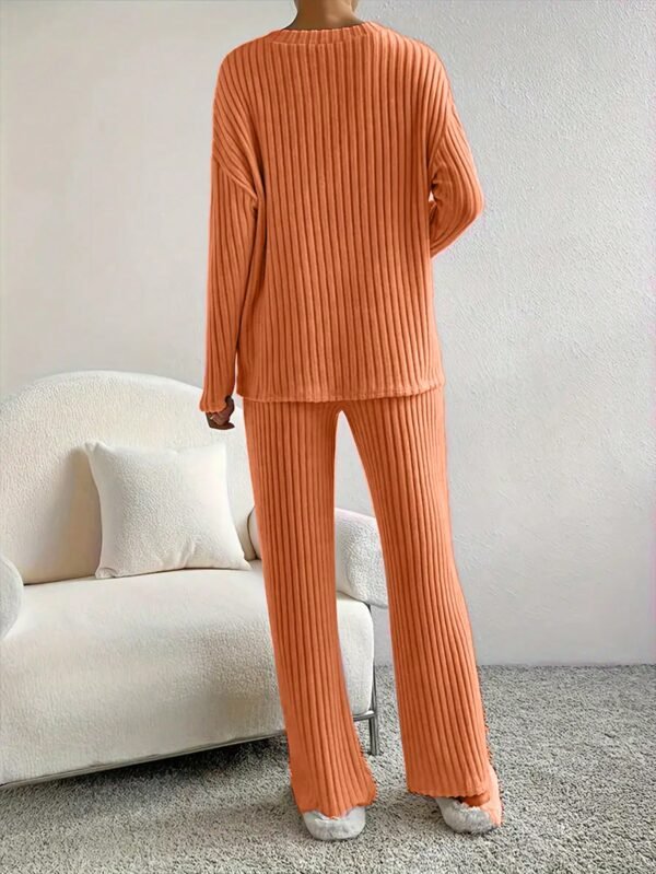 Ensemble de pyjama côtelé à rayures verticales pour femme – Image 2